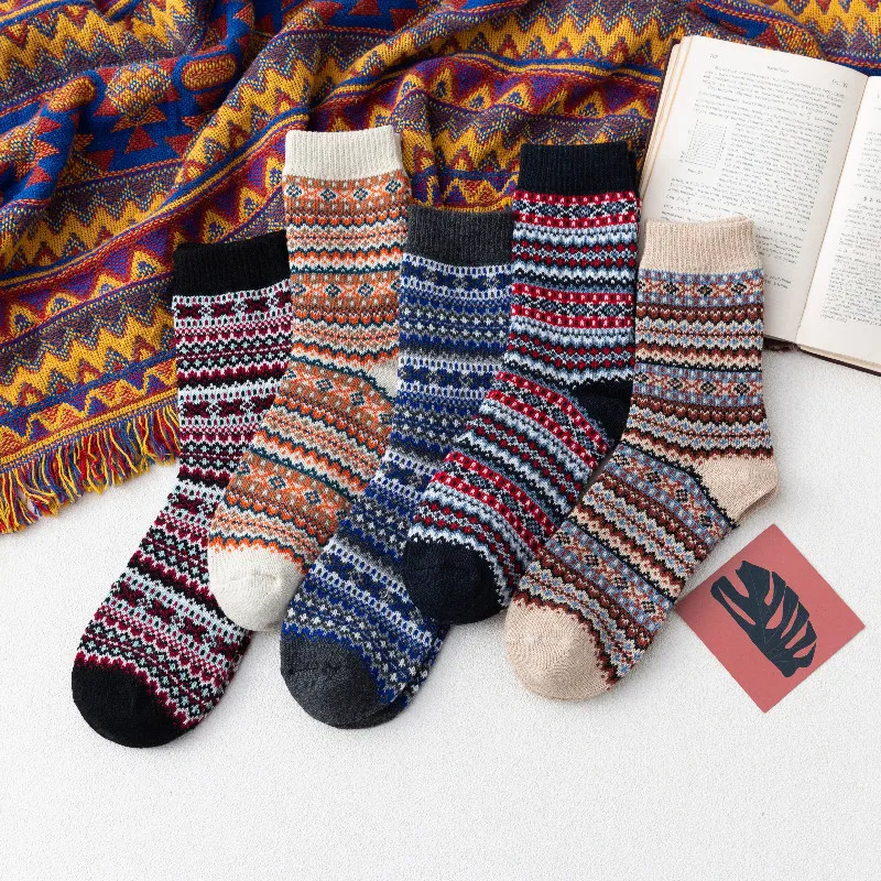 

5 Pair Women'S Autumn And Winter New Thickened Warm Ladies Rabbit Wool Socks Retro Socks