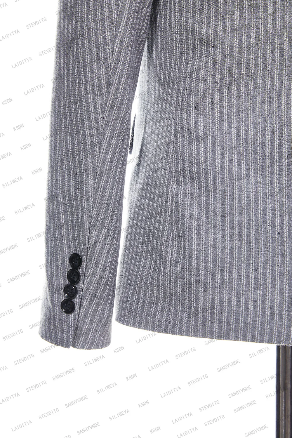 Мужские костюмы в полоску светло-серого цвета костюм из 2 предметов приталенный