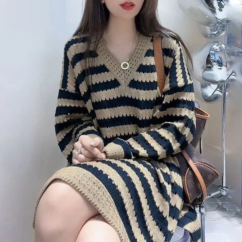 

New Fashion Women Striped V Neck Knitting Sweater Dresses New Autumn Winter Loose Pullover Jumper Long Sleeve Tunic Tops Female