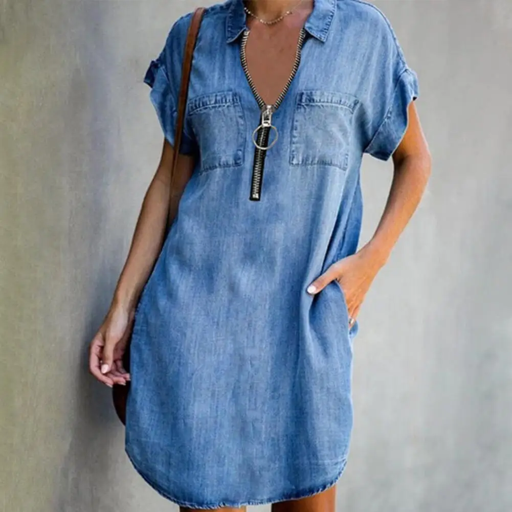 

Turn Down Collar Denim Dress Short Sleeves Pockets Zipper Women Dress Stylish Loose Knee-length Dress for Office