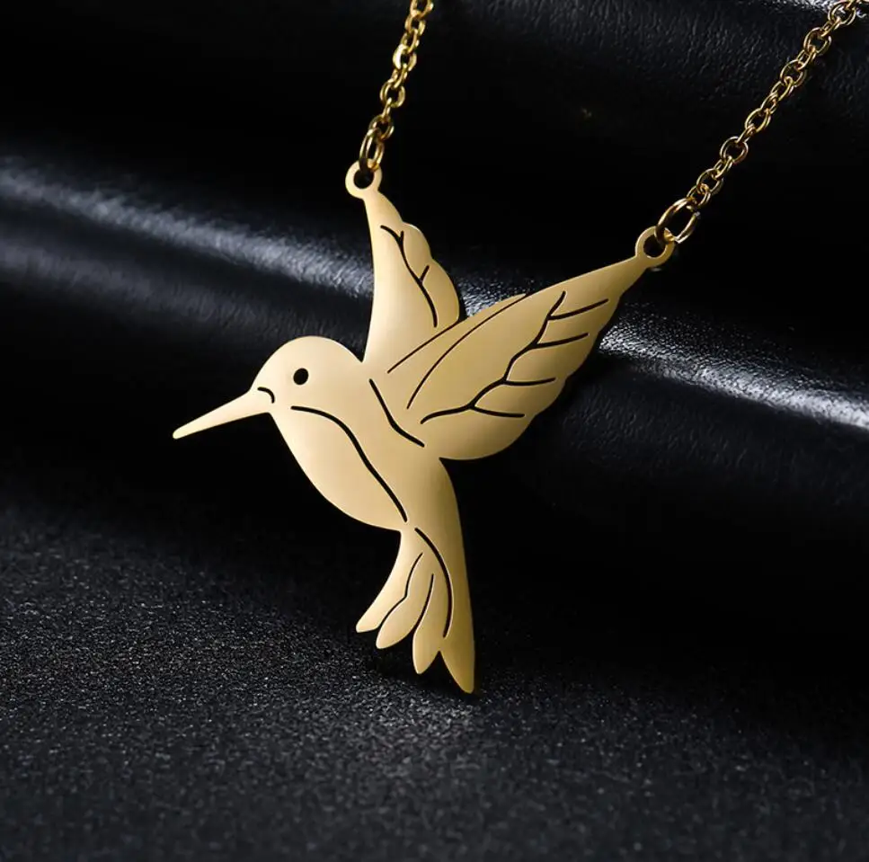 

1PC Gold Color Flying Bird Animal Pendant Necklace Stainless Steel Girls Women Adjustable Choker Chain Necklaces Jewelry F1582