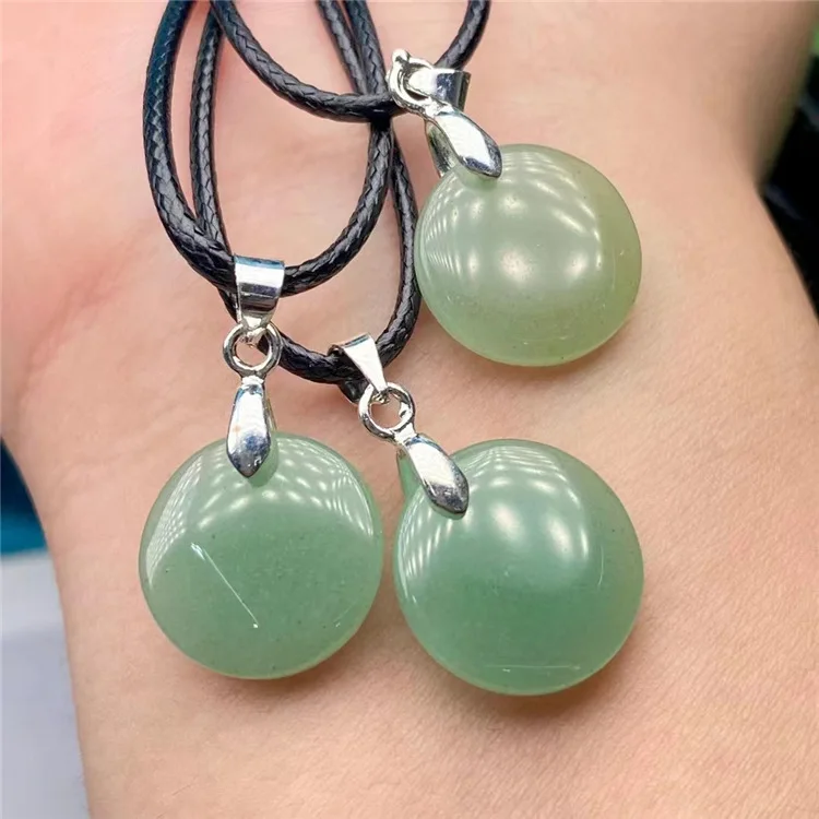 

Natural Green Aventurine Heart Pendant 21x21mm Gogo Green Aventurine Brazil Women Men Carved Round Stone Jewelry Necklace AAAAA