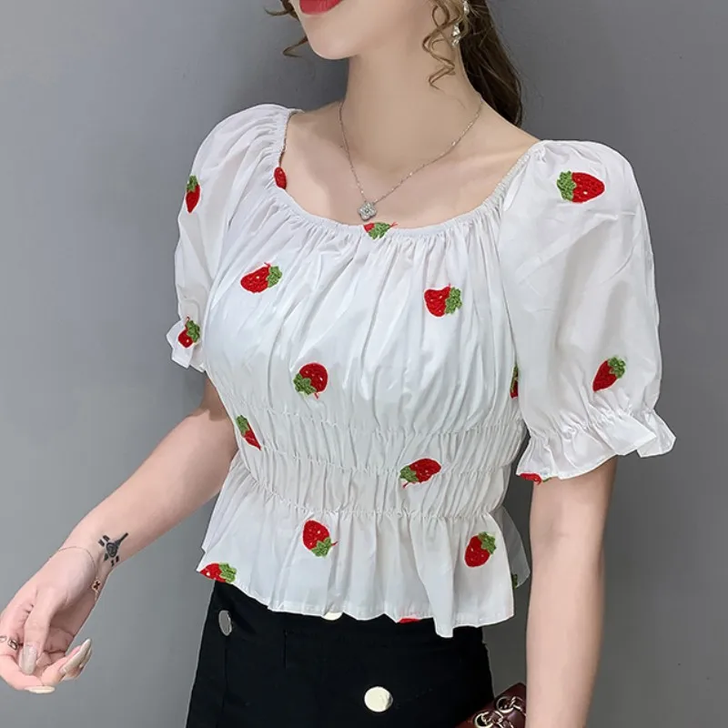 

White Top Women Strawberry Embroidery Kawaii Women Korean Fashion Cute Sweet Short Top T-shirt Y2k Tight Short Sleeve T-shirt