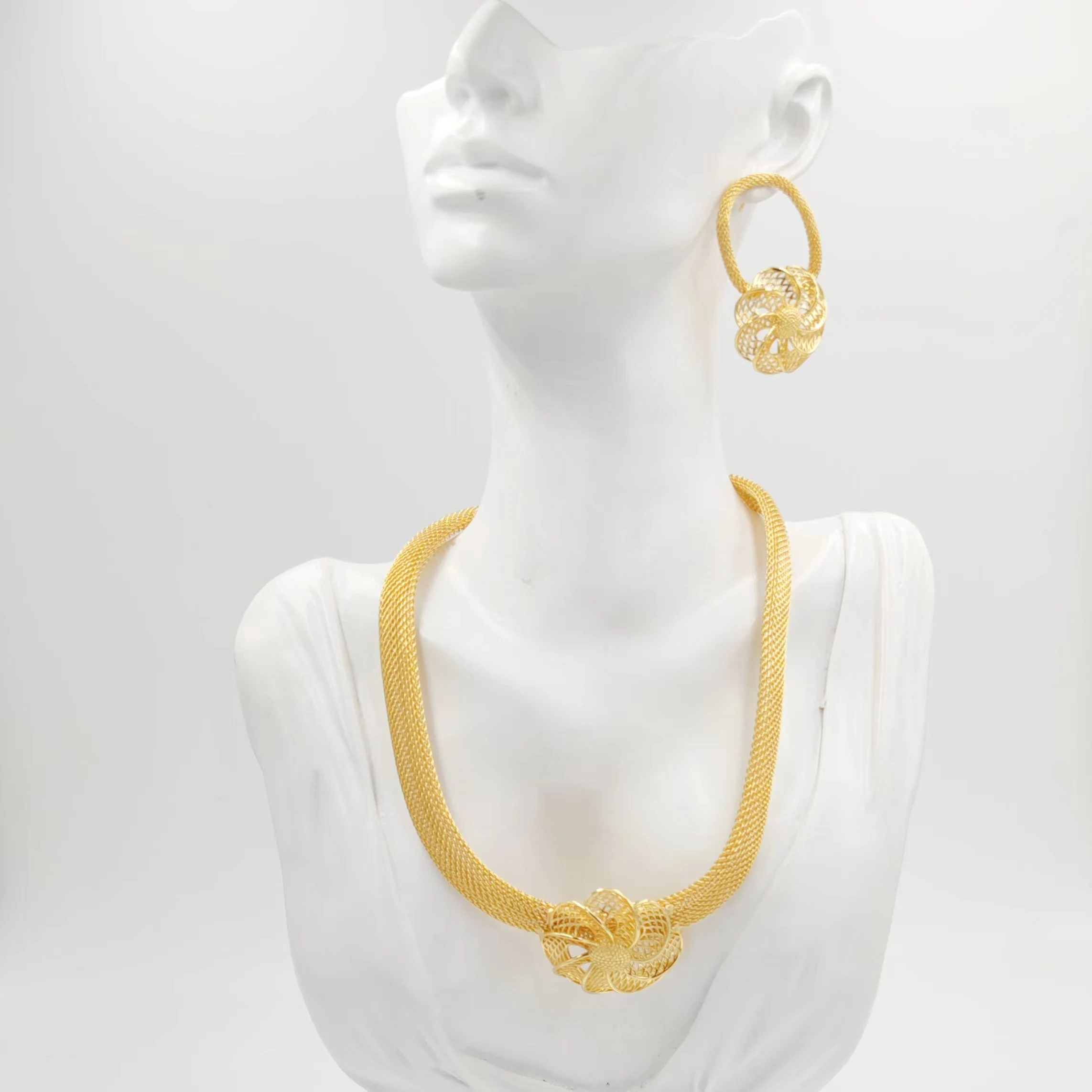 

Bridal Jewelry Collection Gold Necklace Exquisite Brazilian Earrings Luxury Wedding 2022 Fashion Trend