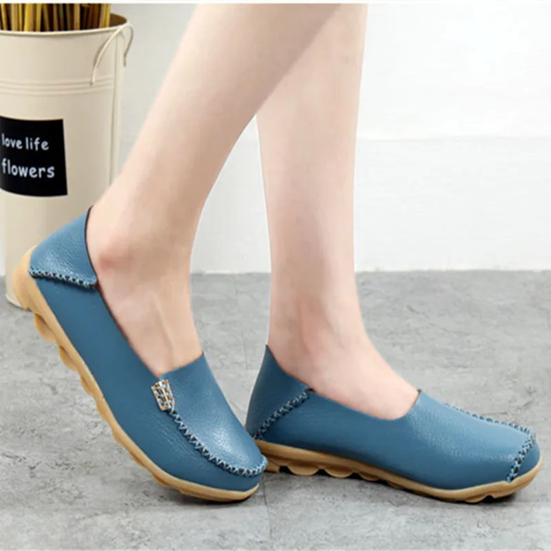 Туфли женские из натуральной кожи без застежки Мокасины плоская подошва лоферы