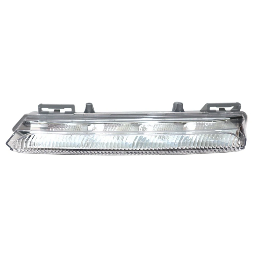 

Фонарь для Mercedes Benz Φ W246 B160 B180 B200 B260 (справа)