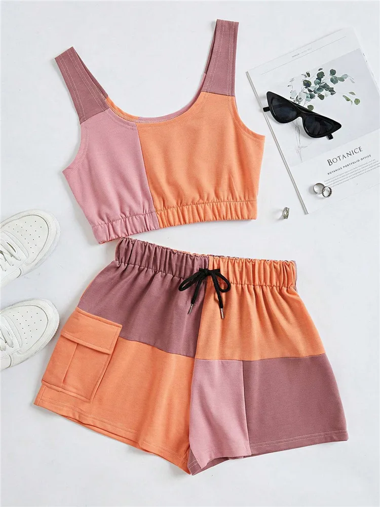 

Casual 2 Matching Suit Patchwork Colorblock Crop Tank Top & Flap Pocket Shorts Two Piece Set for Women Y2K Clothes Streetwear