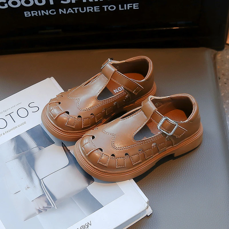 Новинка 2024 детские сандалии для девочек модная кожаная обувь принцессы с