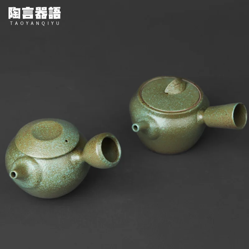 

Japanese retro pottery side handle teapot handmade pottery kung fu tea ceremony personality Pu'er volcanic rock black tea teapot