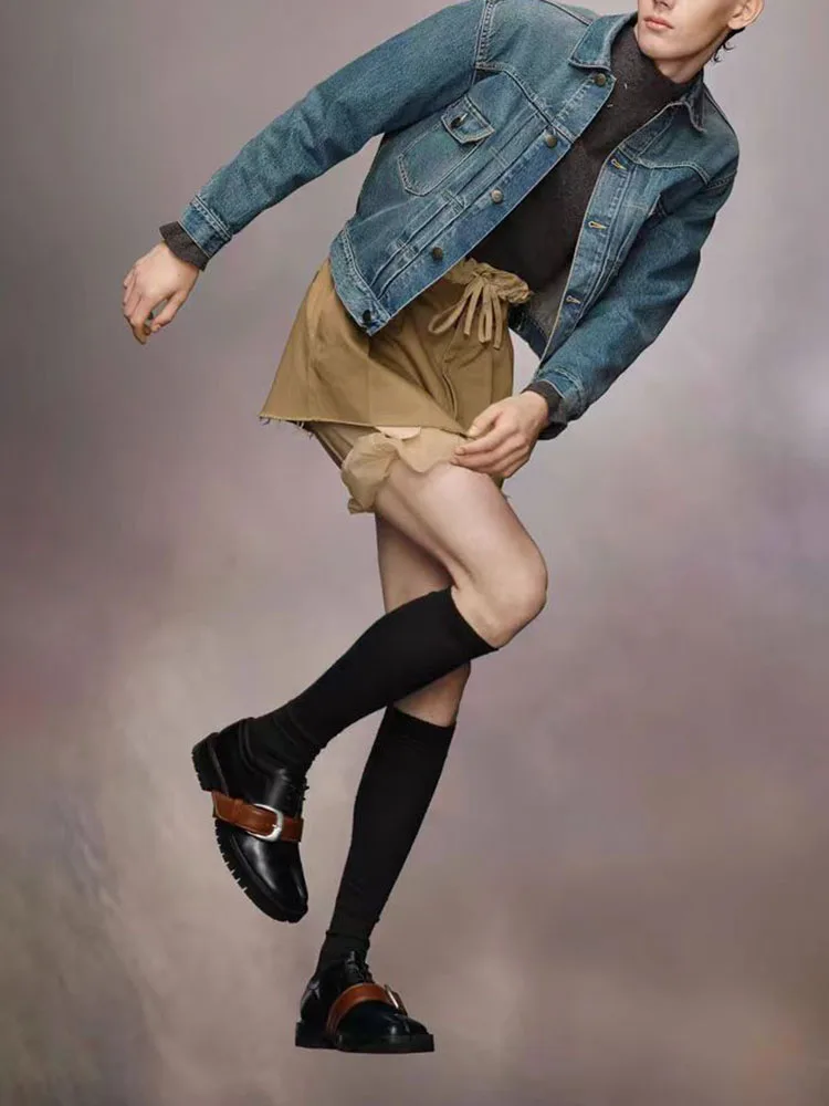 Женская джинсовая куртка с длинным рукавом металлической пряжкой