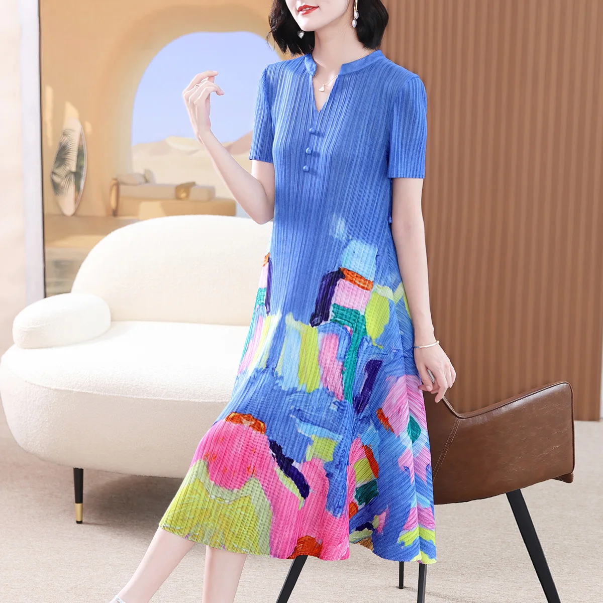 

Miyake Pleated Elegant Dress for Women 2023 Summer New Fashion Print Loose Waist V-neck Short Sleeve Dresses 45-75kg Wearable