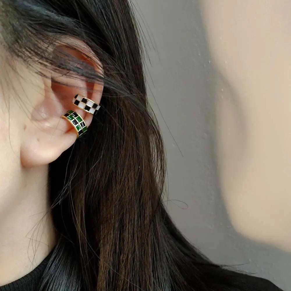 

Korean Black Green Checkerboard Clip Earrings for Women Girls Simple No Piercing Ear Cuff Wedding Aesthetic Jewelry