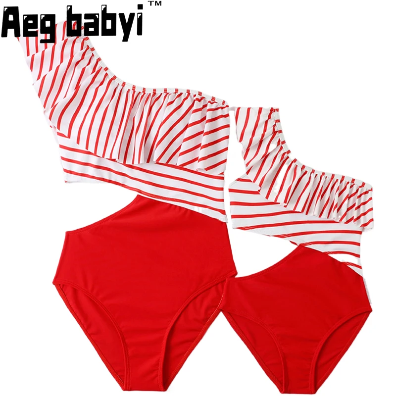 

Детский слитный купальник для мамы и дочери