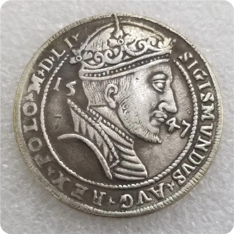 

Коллекционные серебряные монеты 1840 года и ранее