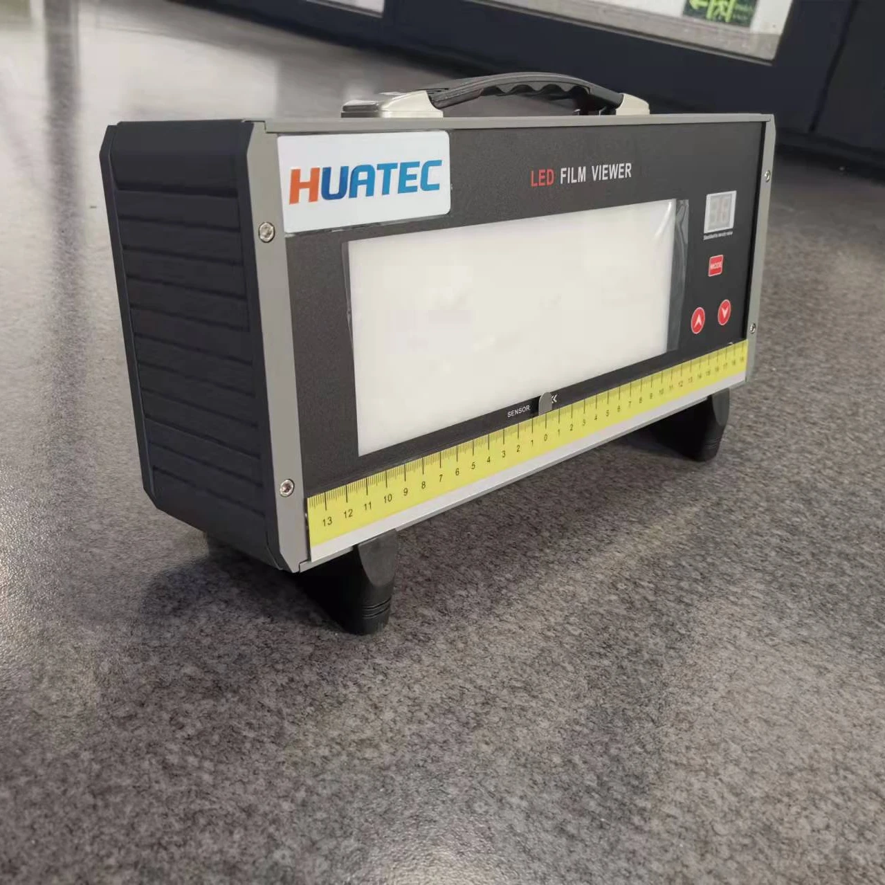 

HUATEC Industry LED Film Viewer HFV-600C