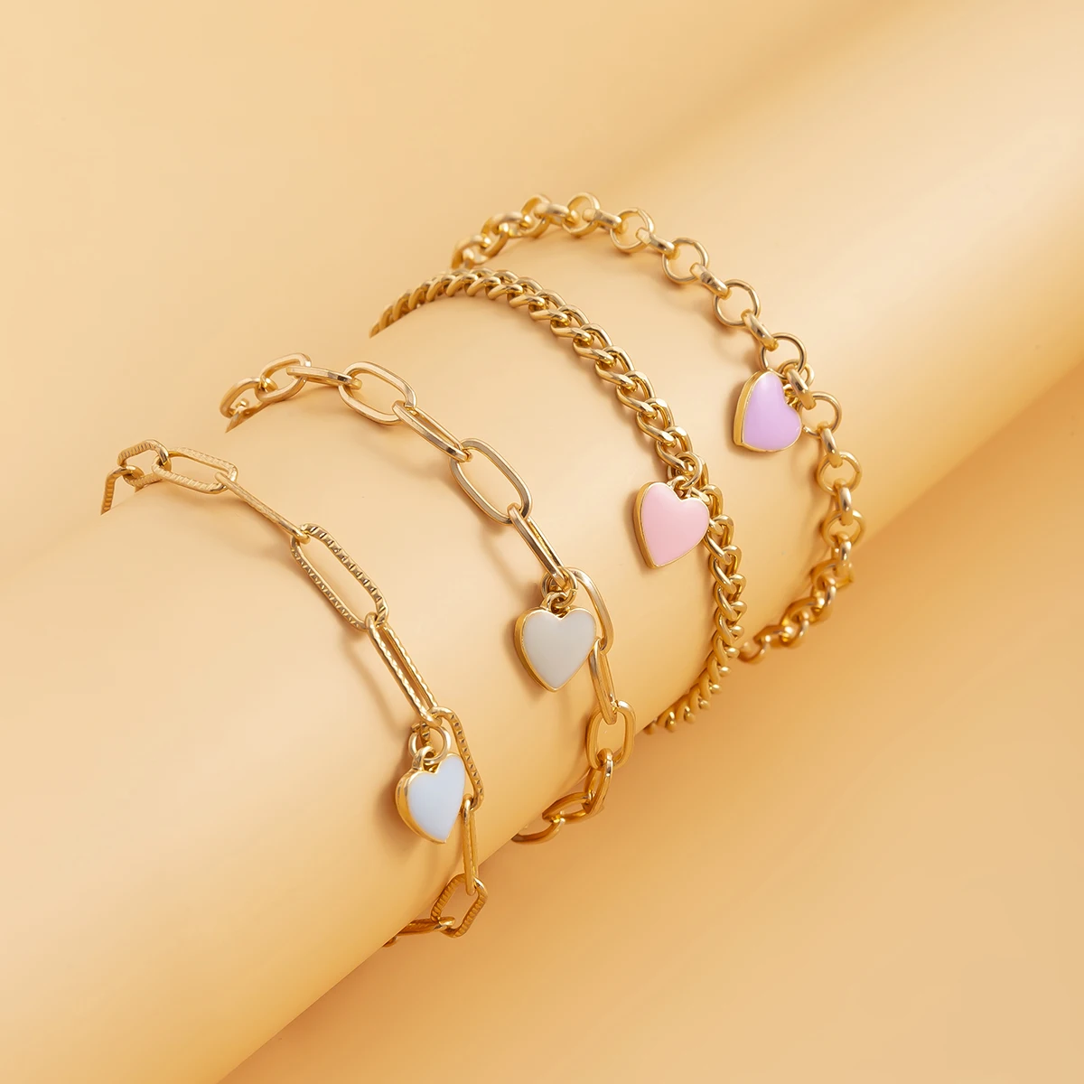 

KunJoe 4pcs/set Layered Gold Color Link Chain Heart Shape Charms Pendant Bracelets for Women Men Jewelry Retro Punk Gothic Gifts