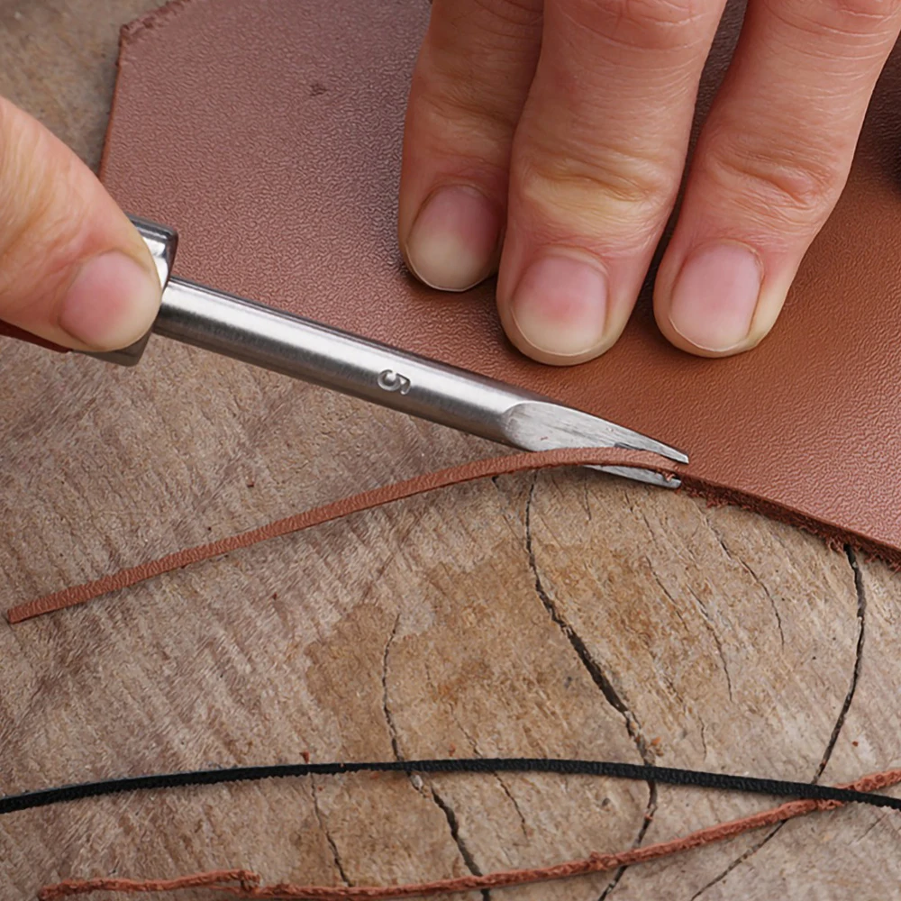 Нож для снятия фаски с кожаной кромки лезвие из стали деревянная ручка