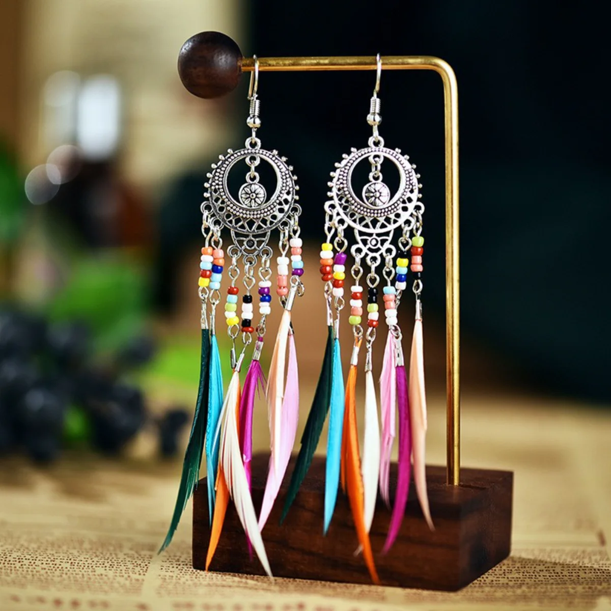 

2023 new fashion retro hollow long feather earrings Europe and America colorful rice beads tassel earrings Bohemia drop earrings