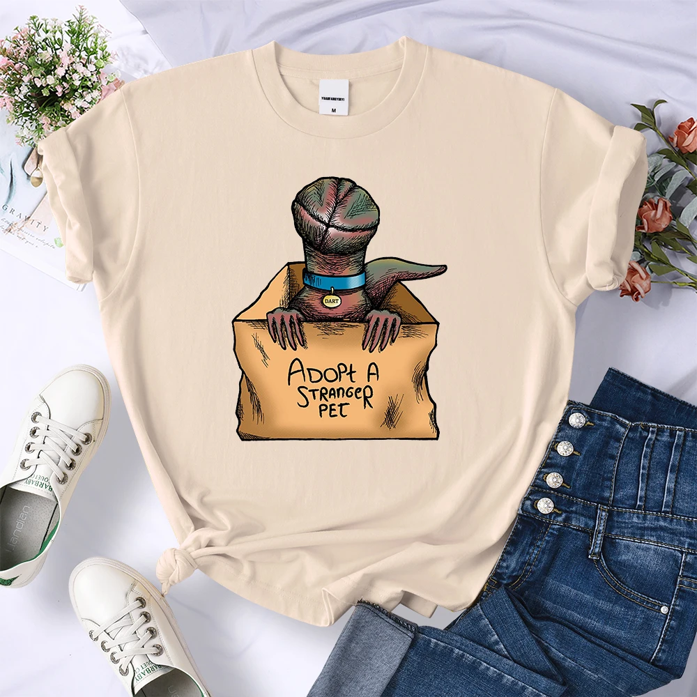 Необычная футболка с принтом из сериала очень странные Домашние животные