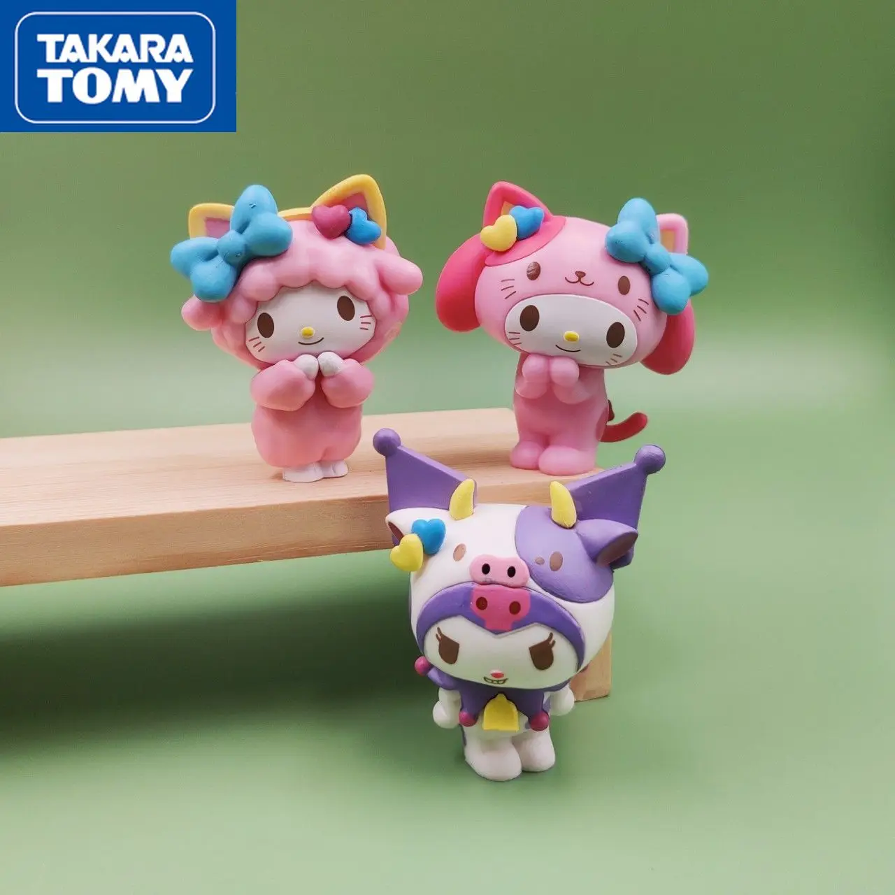 

TAKARA TOMY 2022 New Cartoon Hello Kitty Doll Simple Creative Car Decoration Doll Children's Birthday Gift