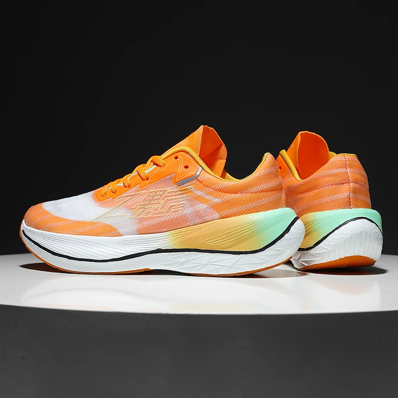 New  Running Shoes Spring Men And Women Flying Shadow Breathable Mesh Ultralight Carbon Board Outdoor Sports Large Size 38-45#