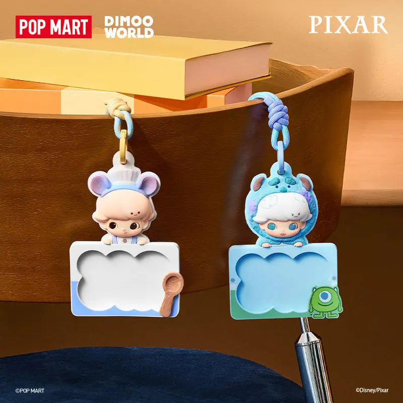 Фото Оригинальный хит продаж: POP MART DIMOO WORLD × PIXAR – коллекционный держатель для карт в слепой коробке, сюрприз-подарок, модная игрушка №3