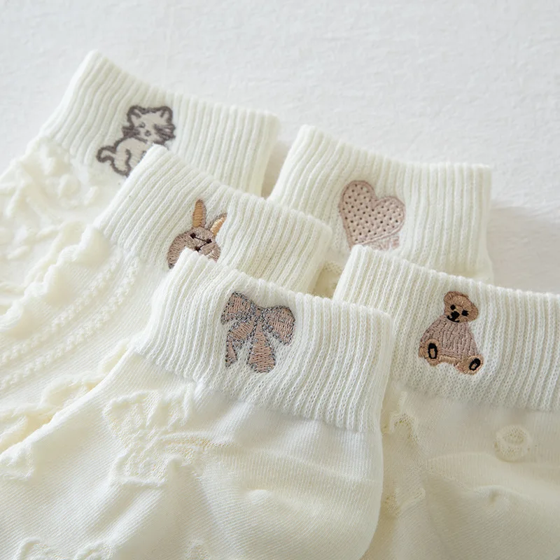 5 Pairs/set Women Socks Cotton Leisure Socks for Women Spring and Summer Korean Girls Japanese Cute Ins Tide White Girls Socks