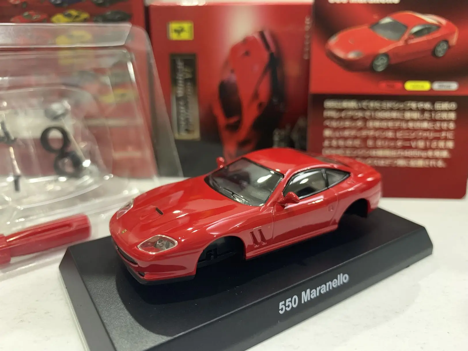 

1/64 KYOSHO FERRARI 550 Maranello Collection of die-cast alloy assembled car decoration model toys