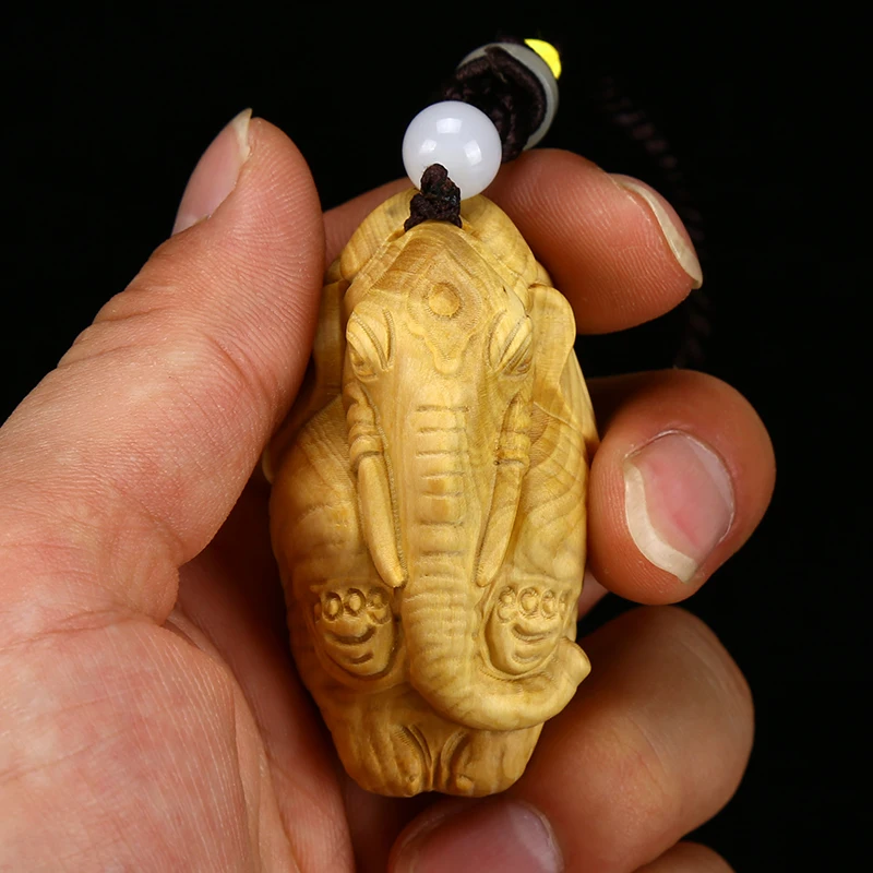 

3.5*3.5*6cm Boxwood Handmade Carving Elephant Handmade Pieces Handle Pocket Mascot Playing Ball Ornaments