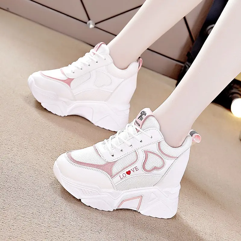 

Net red thick bottom spring and autumn light and comfortable women's shoes summer fashion wear-resistant casual sports shoes