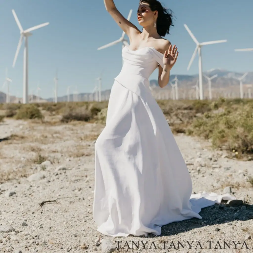 

Simple A Line Wedding Dress Pleated Strapless One Shoulder Off The Shoulder Bridal Gowns Elegant Maxi Vestidos De Noiva SWD727