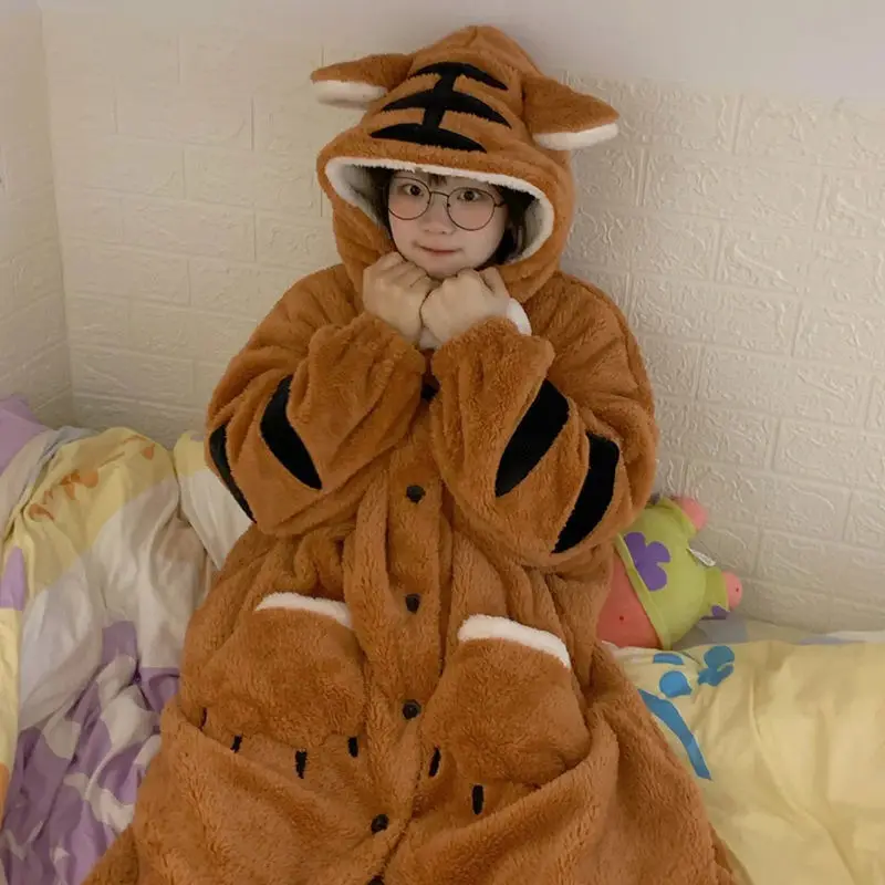 Tiger Bathrobe Soft Hooded Robes Cute Women's Pajamas Nightgown Flannel Kimono Bath Robe for Girls Animal Sleepwear For Winter