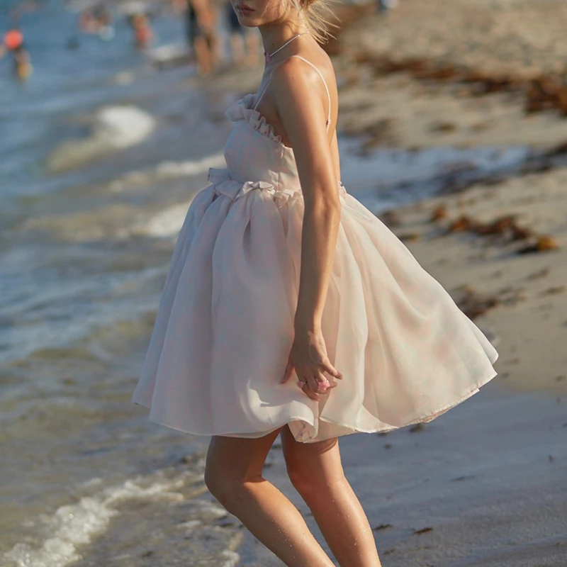 Женское летнее платье с открытой спиной милое мини-платье оборками элегантное