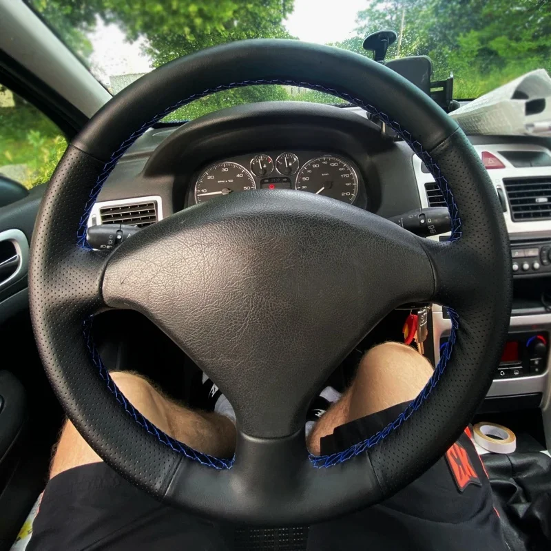 

Чехол на руль с ручным шитьем, защитная отделка, мягкий перфорированный кожаный чехол для Peugeot 307 CC 407 SW 2004 2005 2006 - 2009