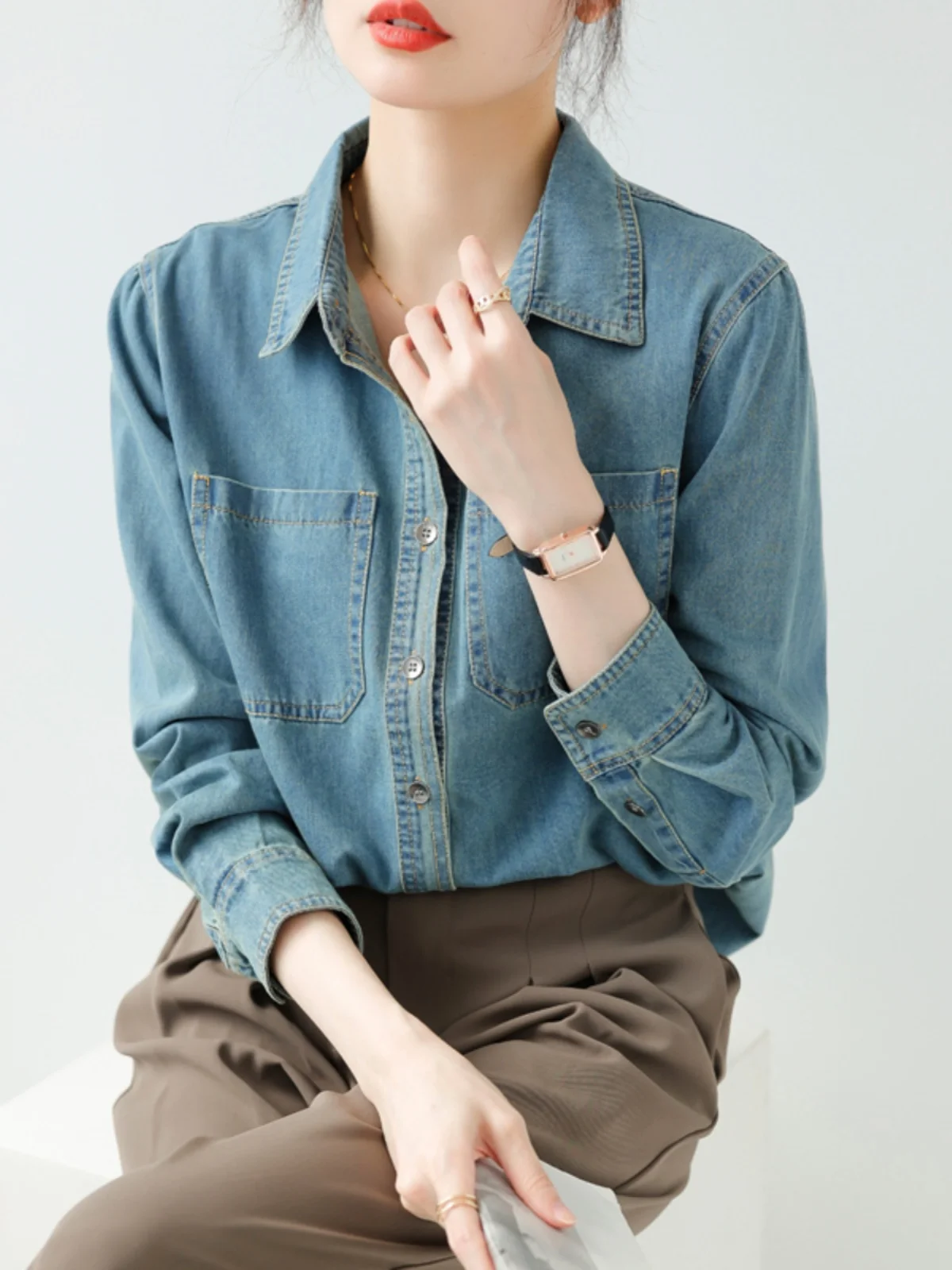 Мягкие джинсовые рубашки с потертыми плечами в стиле ретро женские осенне-зимние