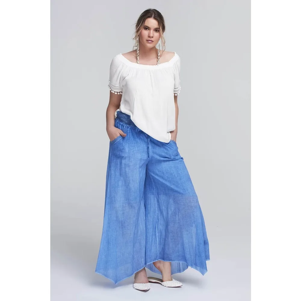 

Блузка большого размера бежевого цвета с принтом колес Dorlie Colar