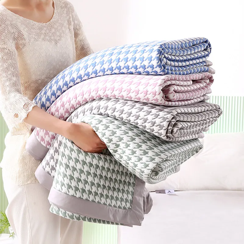 

Summer Plaid Quilt Soft Thin Blanket for Beds Adults Modern Queen Double Comforter Washable Breathable 200x230cm