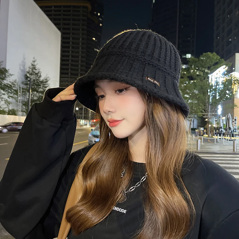 Вязаная рыбацкая шапка с большой окружностью головы женская зима 2024 новая