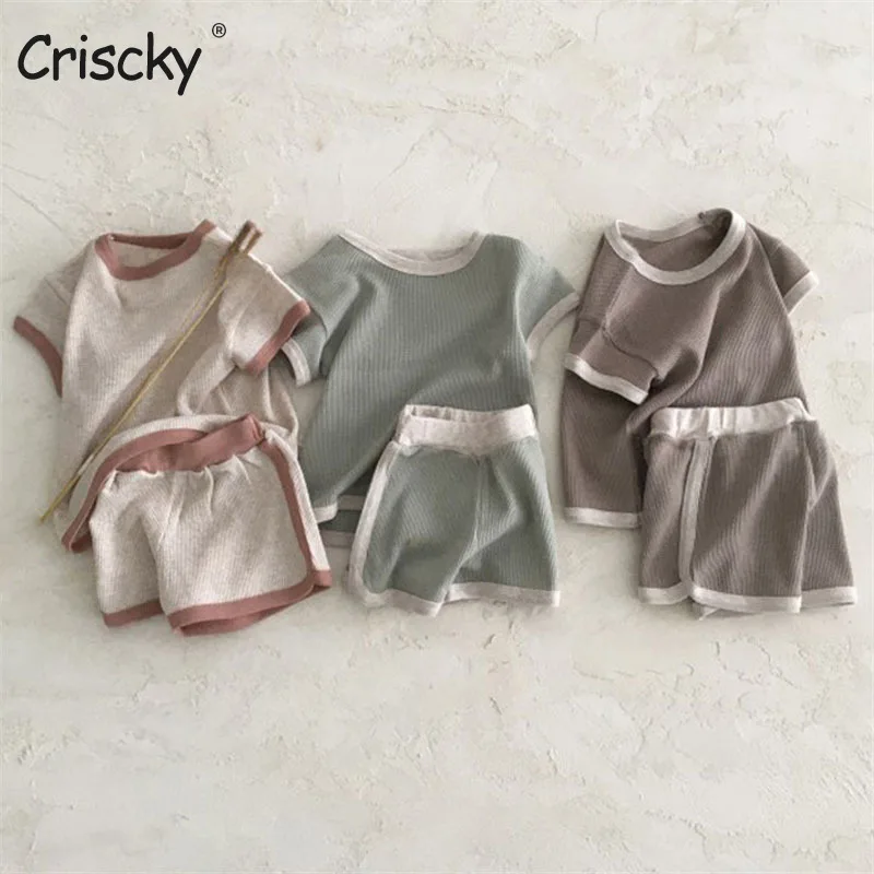 

Criscky Kids Boys Girls Summer Clothes Set Cotton Short Sleeve Top T-Shirt + Shorts 2Piece Solid Outfits Children Tracksut