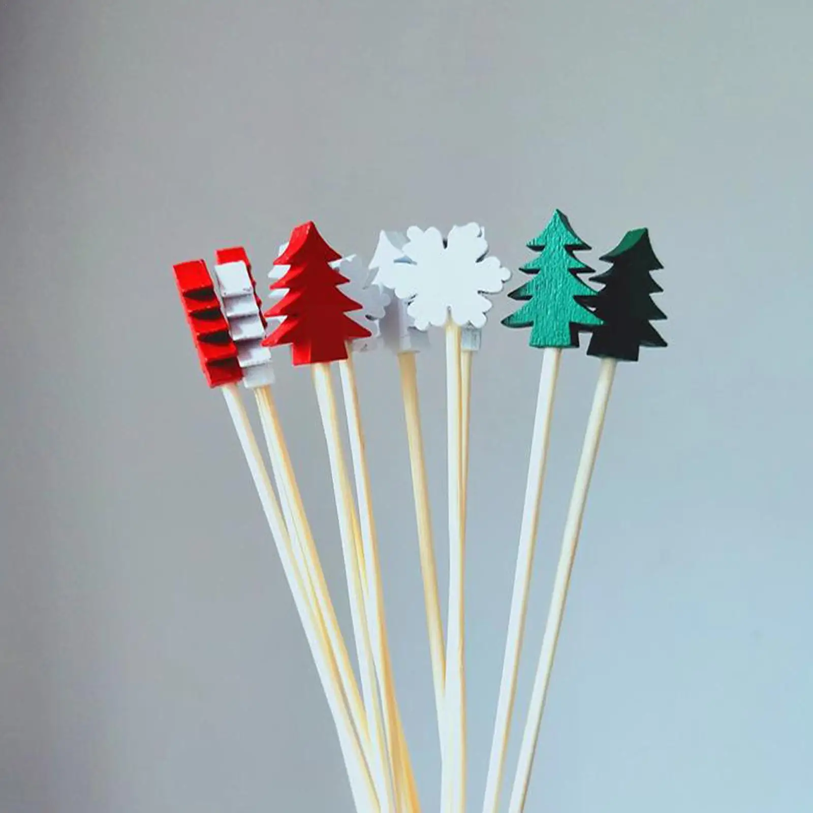 

50/100 Pcs Christmas Toothpicks Food Picks Dessert Smooth Muffin Cocktail Cake Salad Buffet Fork Party Sticks Fruit Vegetab G1q8
