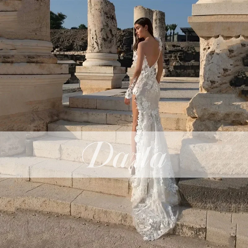 Свадебные платья в стиле бохо с длинными рукавами и кружевной аппликацией