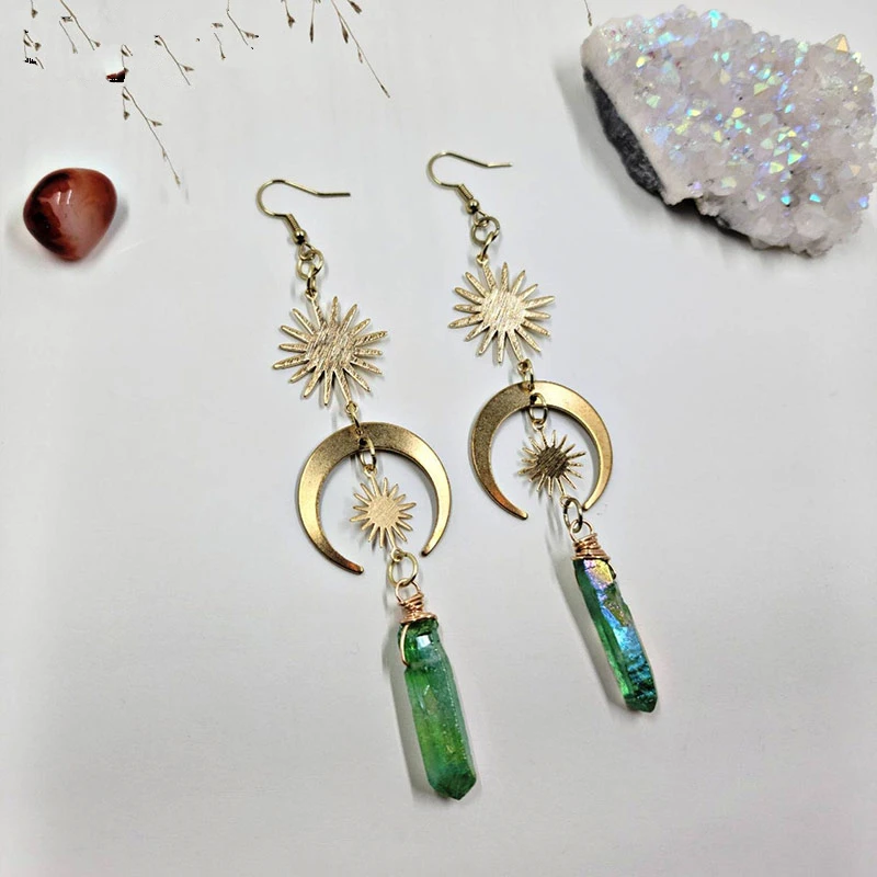 

New Hippie Tribe Gold Sun and Moon Earrings Fashion Witch Jewelry Bohemian Birthday Magic Green Quartz Crystal Dots Women's Gift