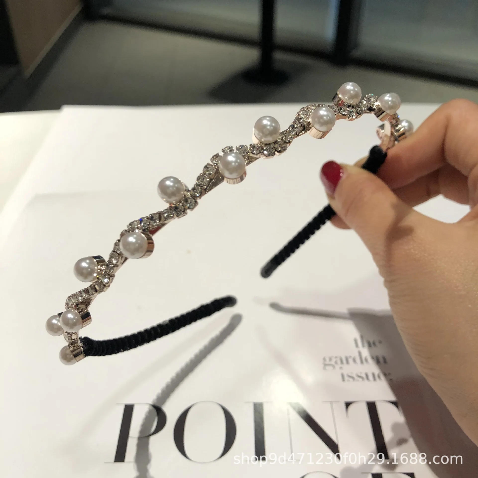 

Обруч для волос, повязка на голову для шампуня, повязка на голову с водяными бриллиантами и жемчугом, заколка для волос Liu Haiquan, зажим для воло...