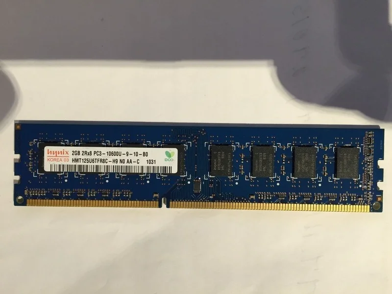 

Hynix 2G 2Rx8 PC3-10600U настольная карта памяти