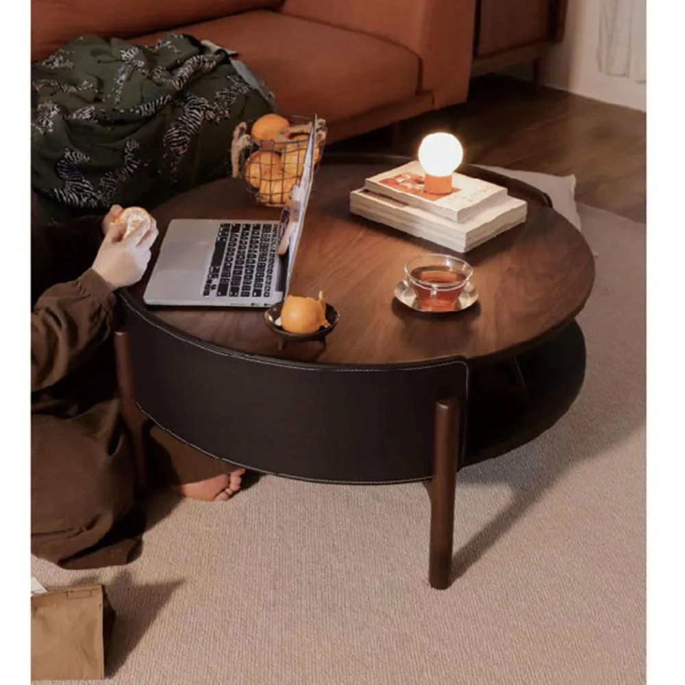 Кофейный столик в скандинавском стиле с зернистой кожей маленькая