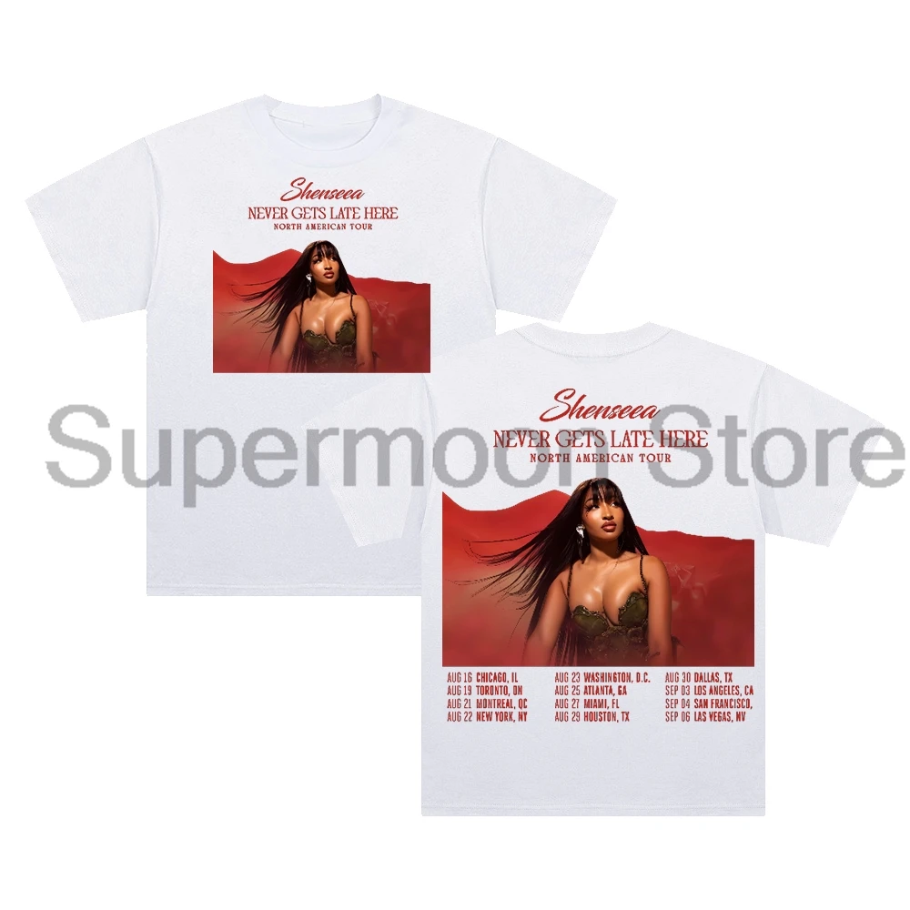 Футболка Shenseea с надписью Never Get Late Here Tour хлопковая круглым вырезом и короткими