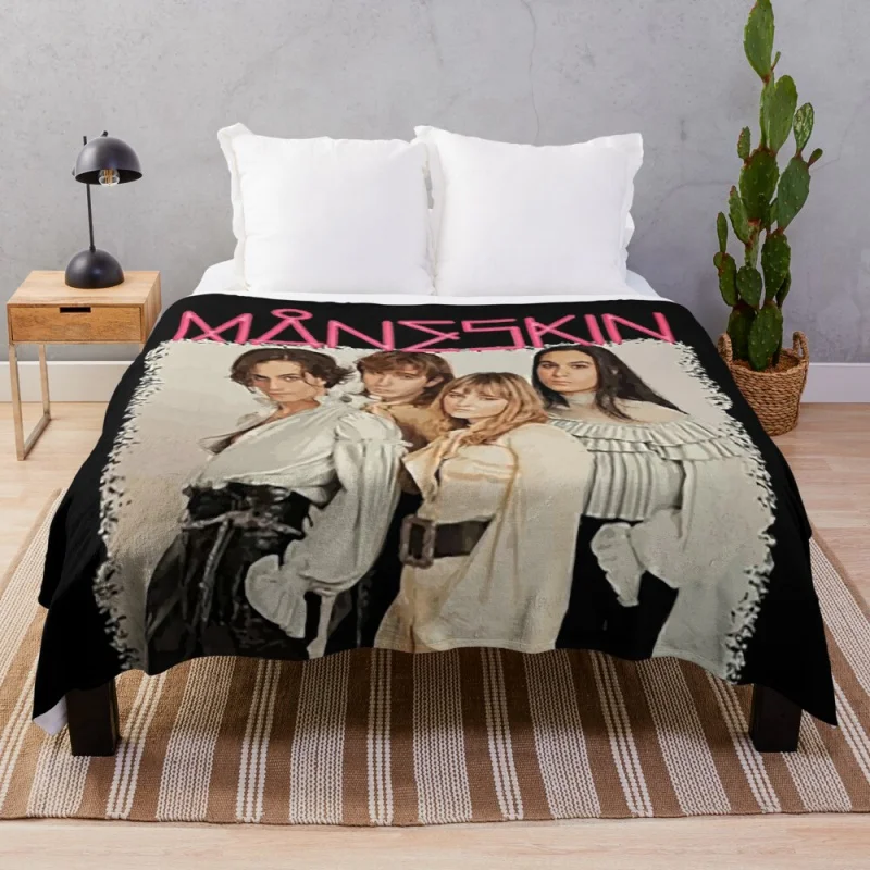 

The Official Merchandise of Mneskin - Maneskin Throw Blanket Summer Cottons