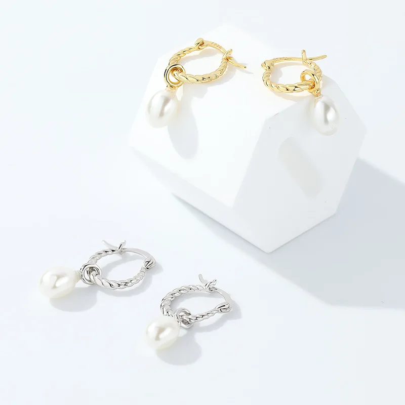 

New female S925 pure silver ear nail champagne gold Fried Dough Twists round oval pearl ear clip fashion jewelry