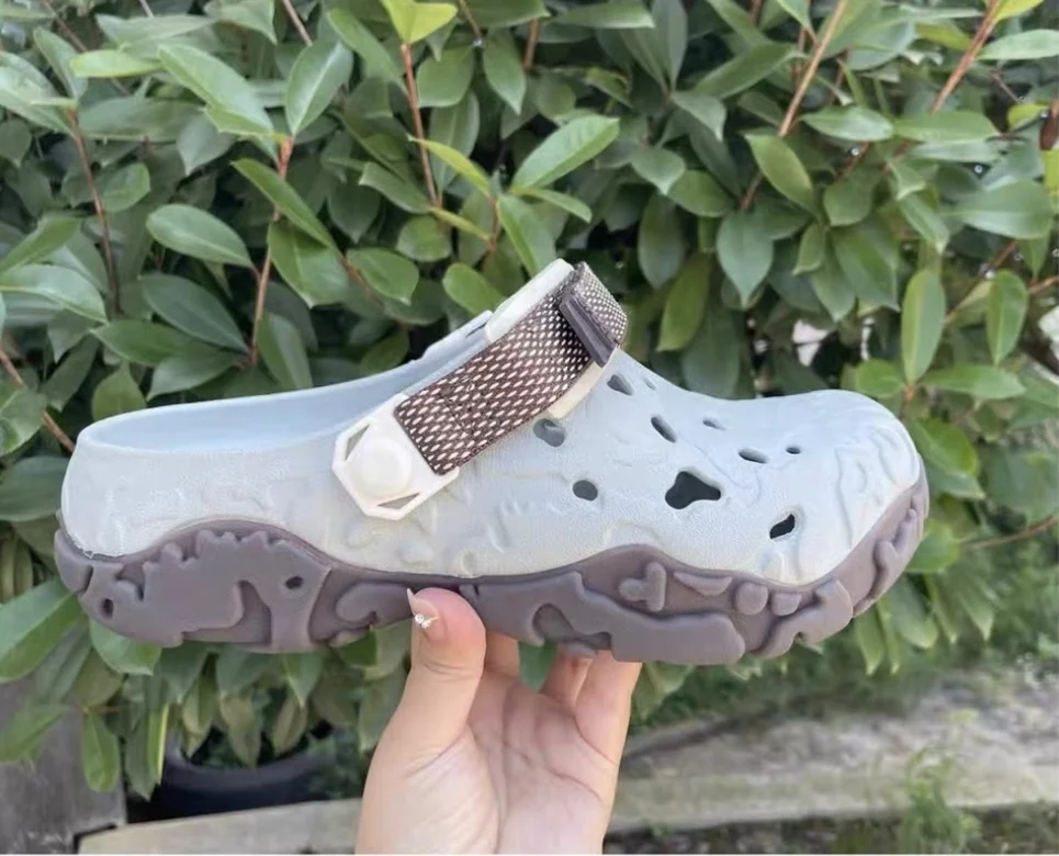 Классические сабо Crocs TERRAIN ATLAS с регулируемым нейлоновым ремешком на спине