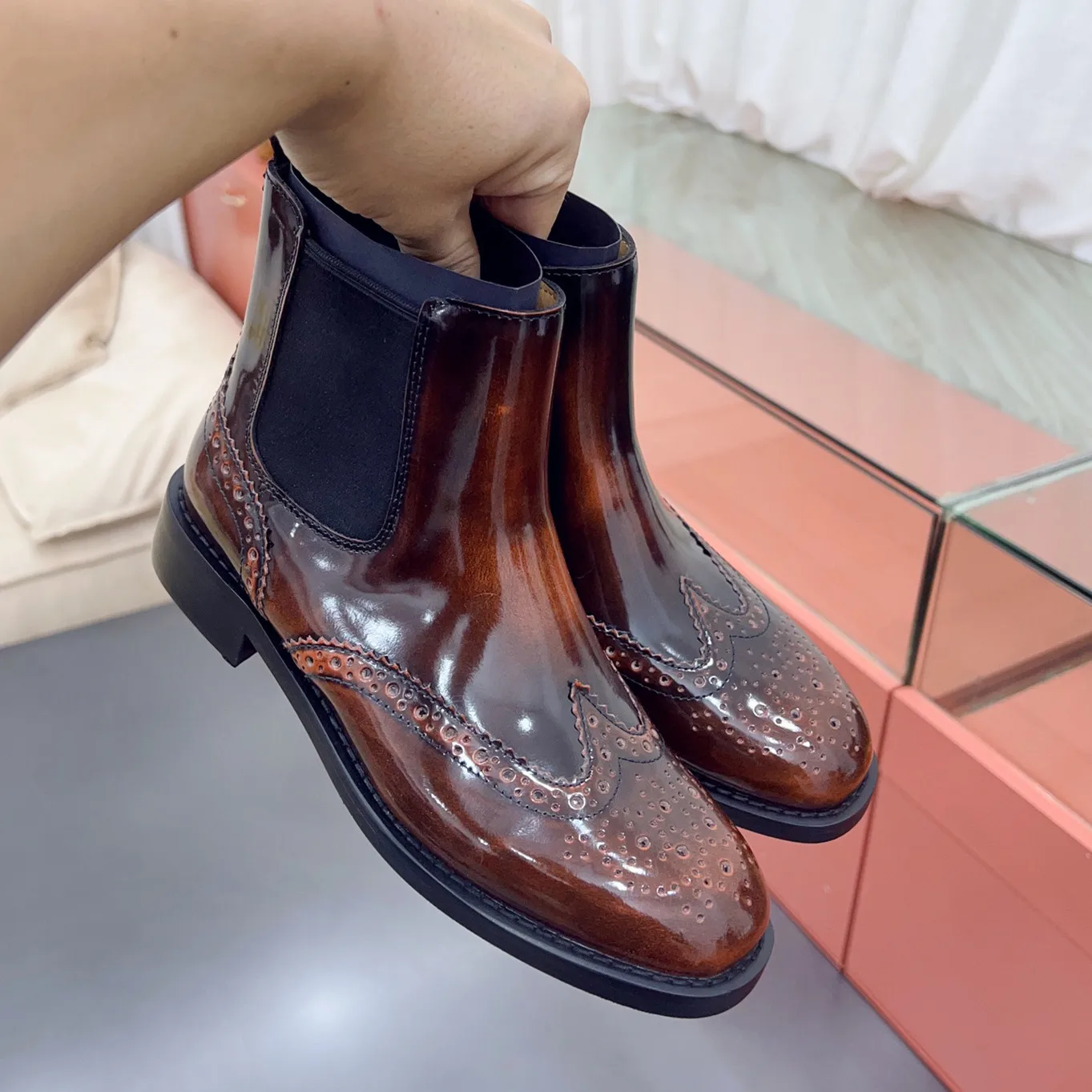 

European and American Autumn and Winter New Chelsea Short Boots Women's Boots Leather Flat Bottom Martin Boots Ankle Boots